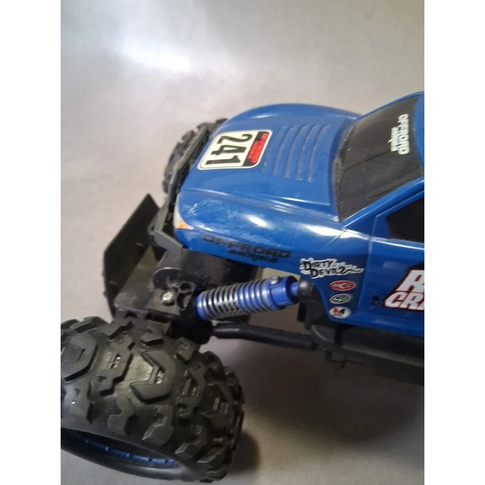 Maisto Rock Climber With Remote - Picture 2 of 14